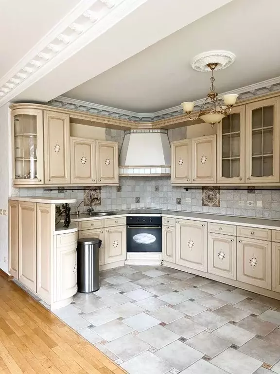 Свободной планировки кв. Москва ул. Бочкова, 8к1 (175.0 м) - Фото 1