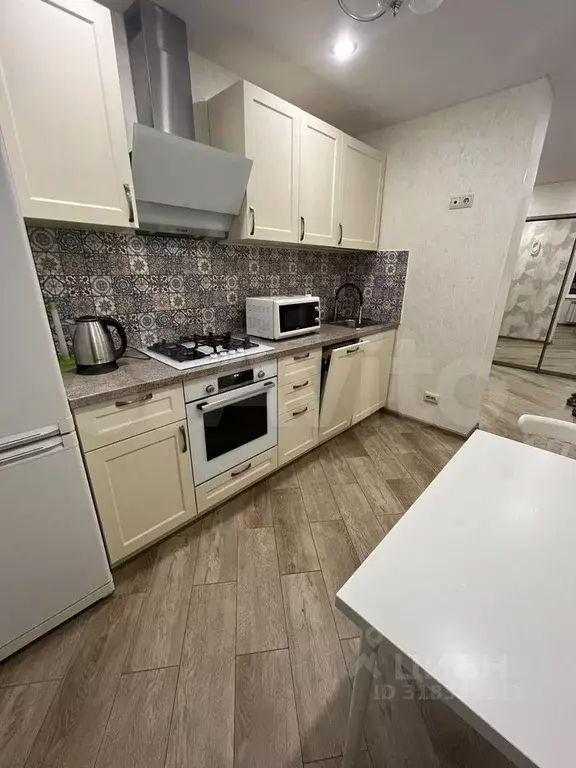 2-к кв. Татарстан, Казань ул. Рихарда Зорге, 95 (54.0 м) - Фото 0