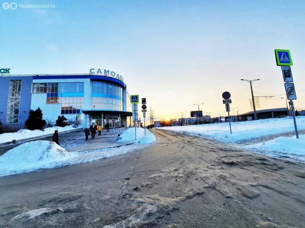 Помещение свободного назначения (1500 м) - Фото 1