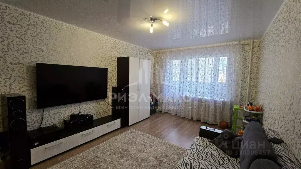 3-к кв. Брянская область, Брянск Брянский пер., 65 (72.6 м) - Фото 1