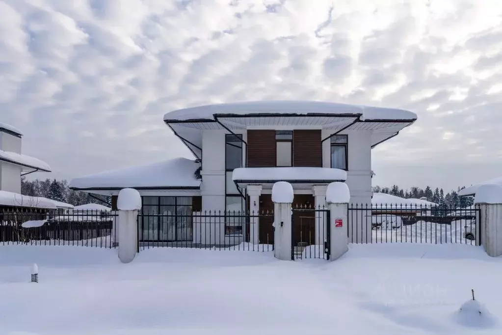 Дом в Московская область, Пушкинский городской округ, д. Кстинино  ... - Фото 1