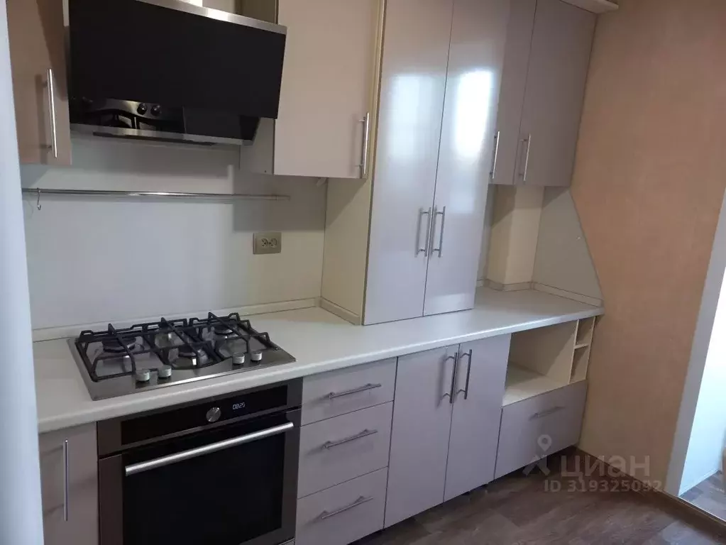 1-к кв. Смоленская область, Смоленск ш. Киевское, 57 (30.0 м) - Фото 0