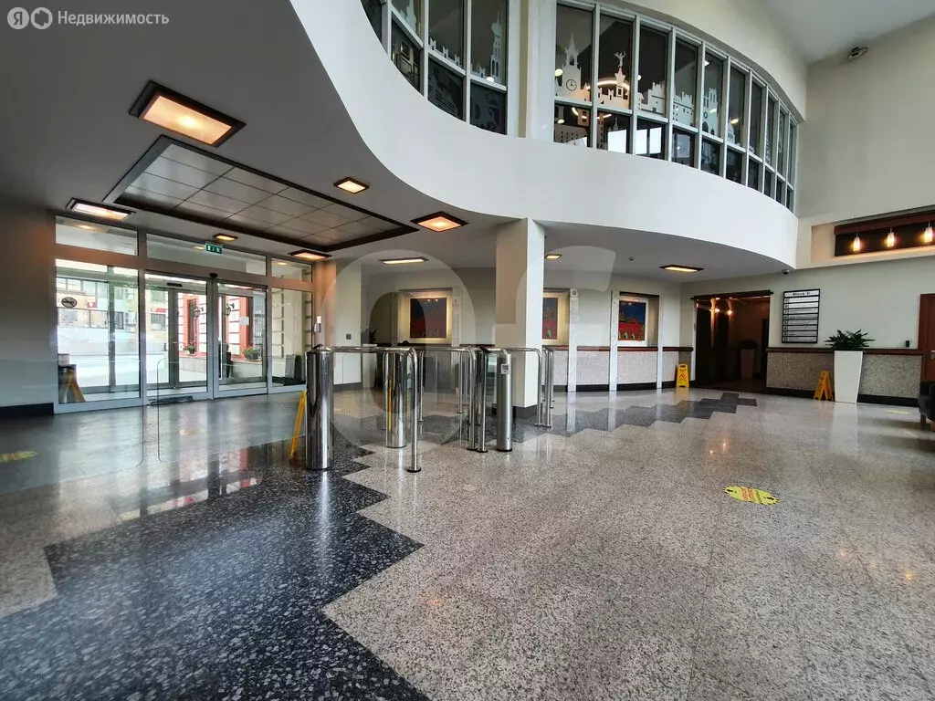 Офис (680 м) - Фото 1