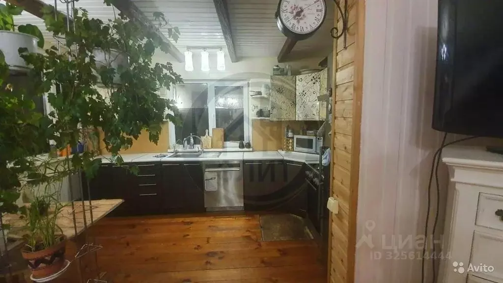 Дом в Белгородская область, Старый Оскол Ясная ул., 35 (100 м) - Фото 1