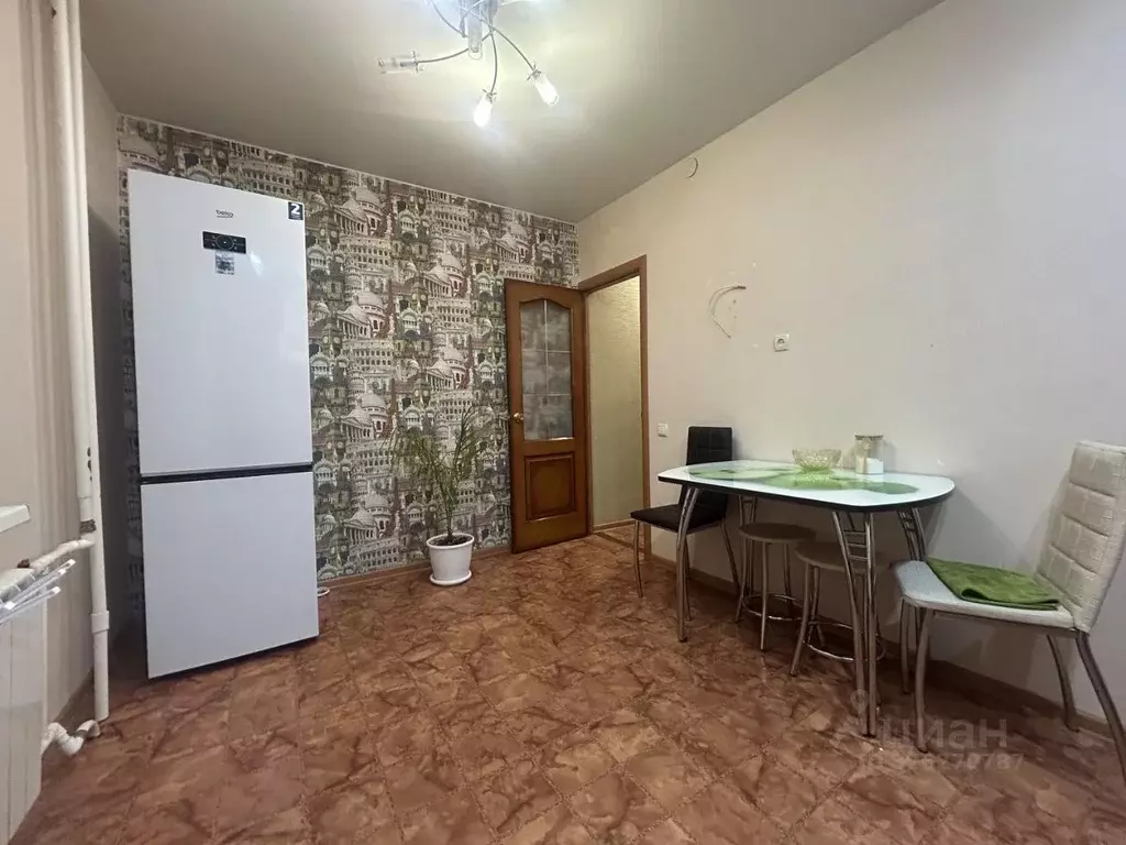 2-к кв. Саратовская область, Энгельс Рабочая ул., 117 (60.0 м) - Фото 2