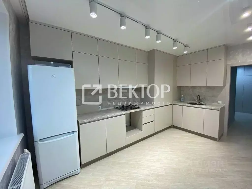 2-к кв. Ивановская область, Иваново ул. Летчика Захарова, 18 (54.9 м) - Фото 1