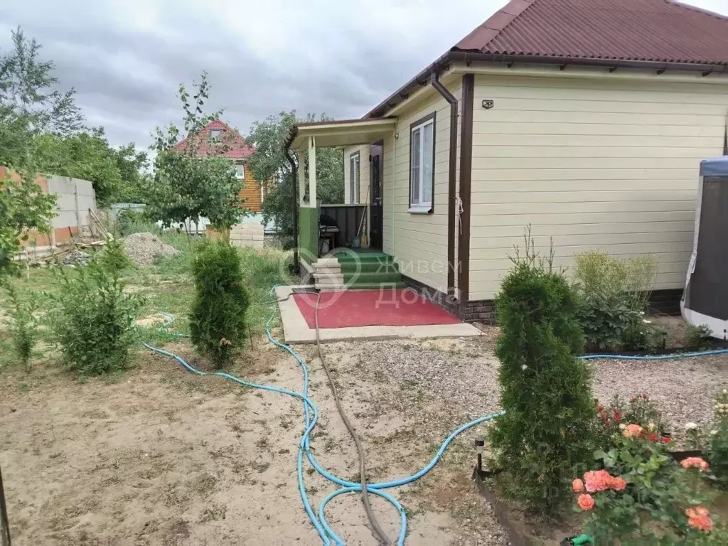 Дом в Волгоградская область, Волгоград 40 лет Октября СНТ, ул. 1-я ... - Фото 1