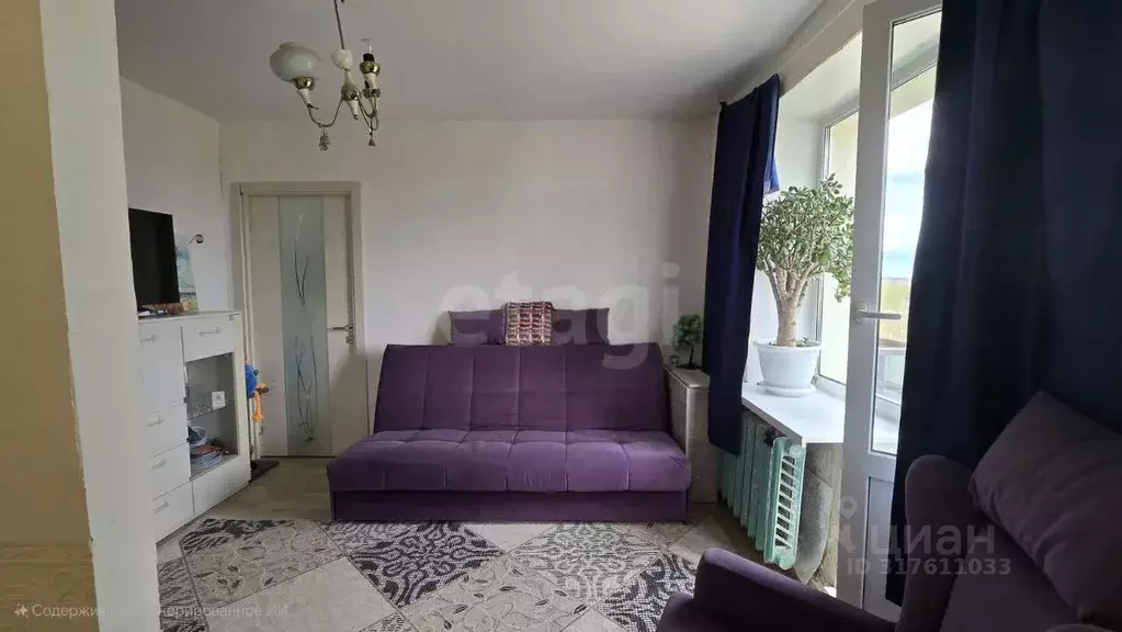 3-к кв. Ленинградская область, Кириши ул. Строителей, 10 (57.6 м) - Фото 1