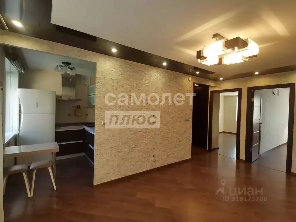 3-к кв. Новосибирская область, Новосибирск ул. Крылова, 47 (56.4 м) - Фото 0