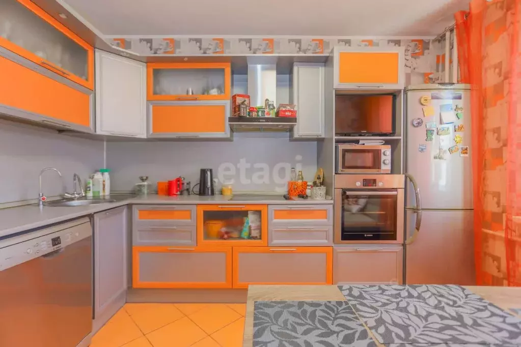 3-к кв. Иркутская область, Ангарск 32-й мкр, 1 (97.0 м) - Фото 0