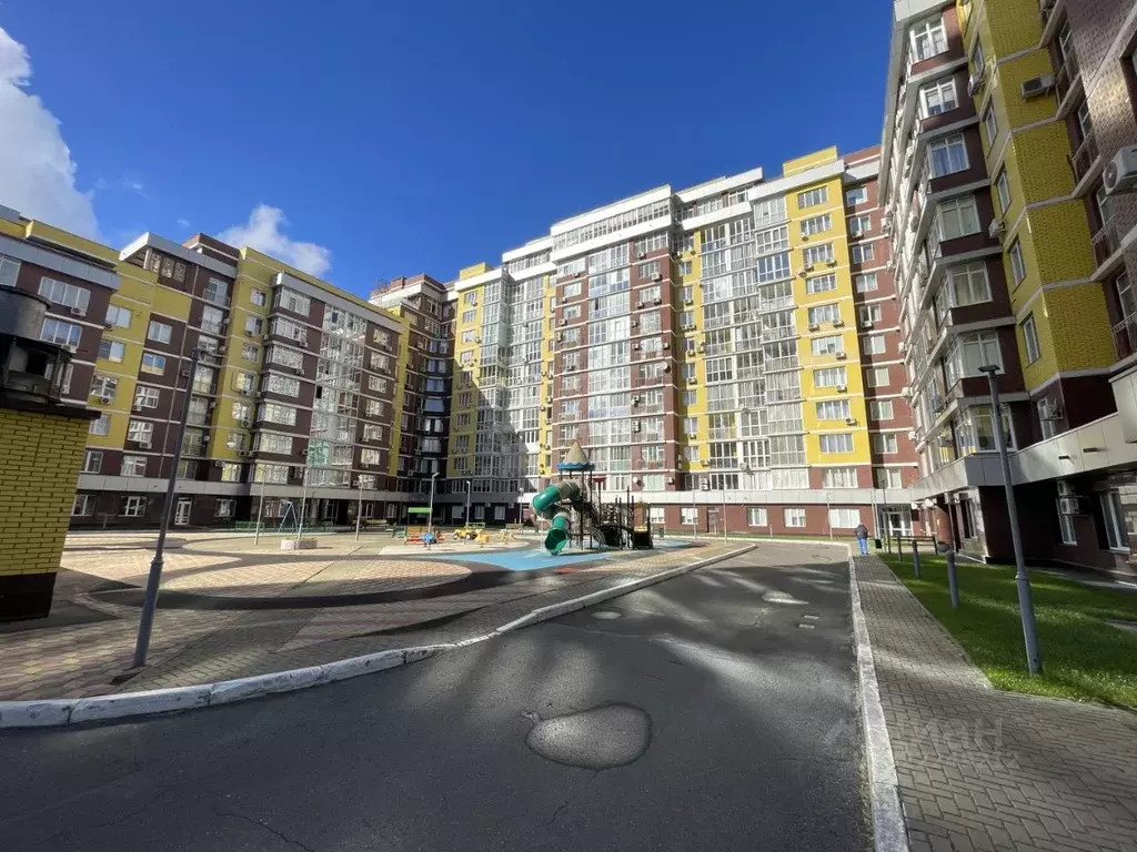 2-к кв. Удмуртия, Ижевск ул. 10 лет Октября, 17А (80.0 м) - Фото 2