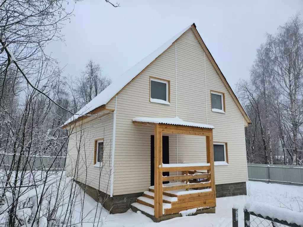 Дом в Ленинградская область, Кировский район, пос. Мга ул. Мира (110 ... - Фото 1