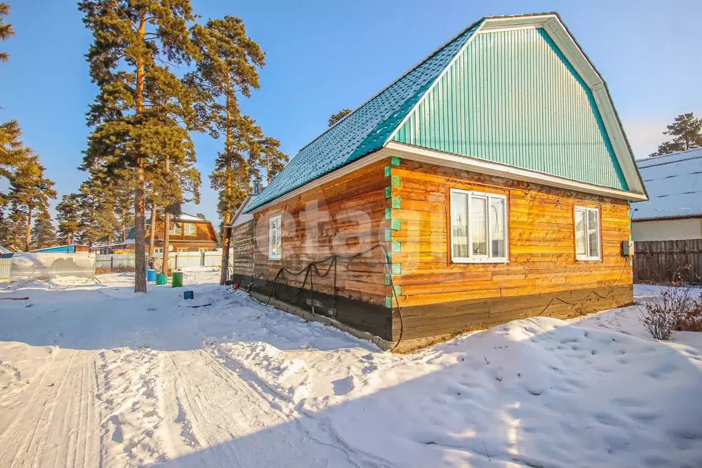 Дом 100 м на участке 10 сот. - Фото 0