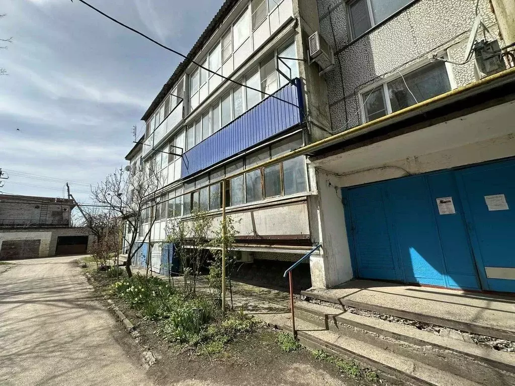 2-к кв. Краснодарский край, Динской район, Новотитаровская ст-ца, пос. ... - Фото 1