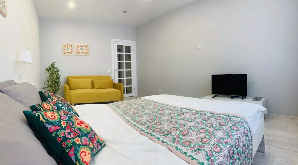 1-к кв. Татарстан, Казань ул. Сабира Ахтямова, 1к1 (36.0 м) - Фото 2