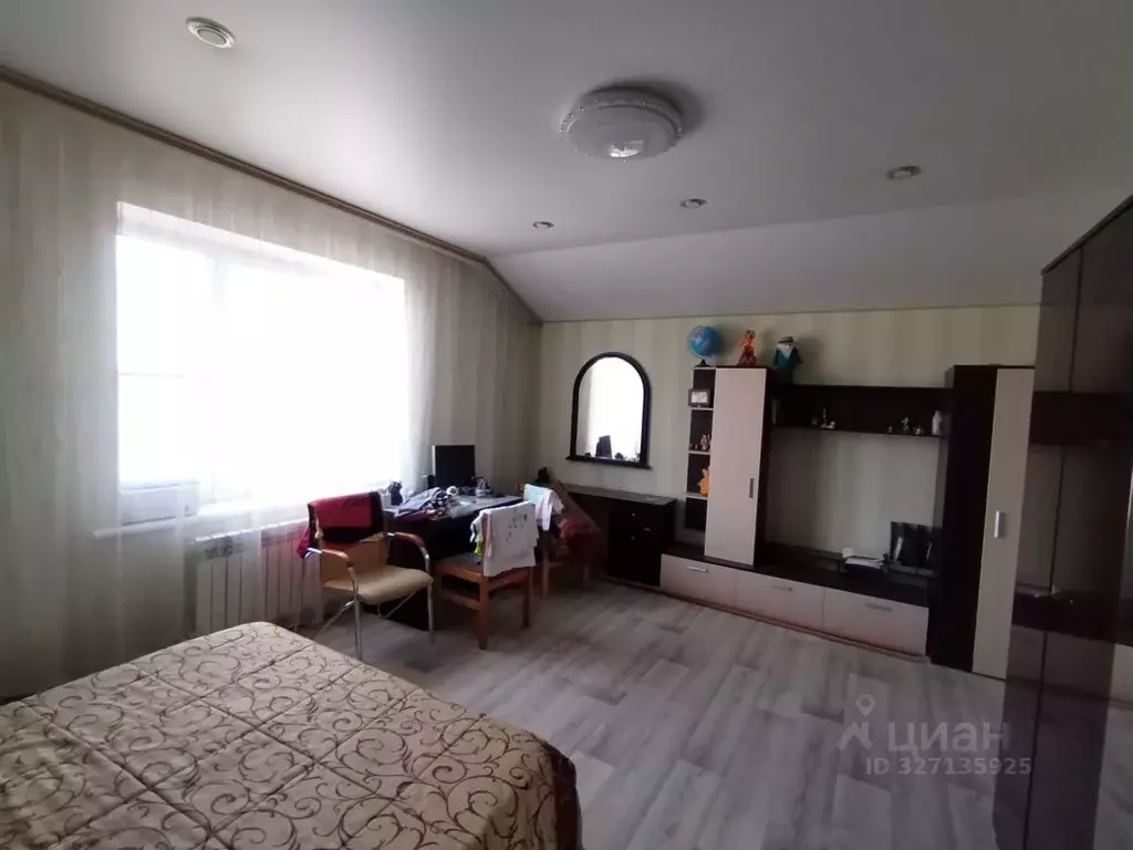 Коттедж в Белгородская область, Старый Оскол Строитель мкр,  (80 м) - Фото 1