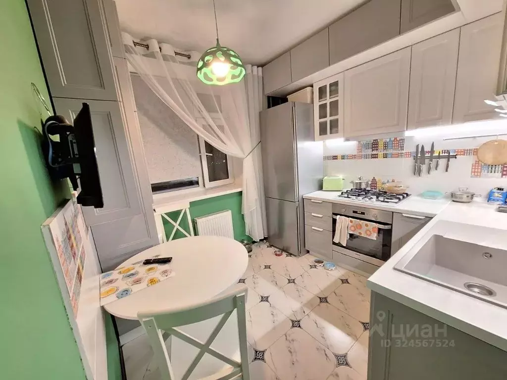 2-к кв. Крым, Симферополь ул. Лексина, 66 (53.0 м) - Фото 2