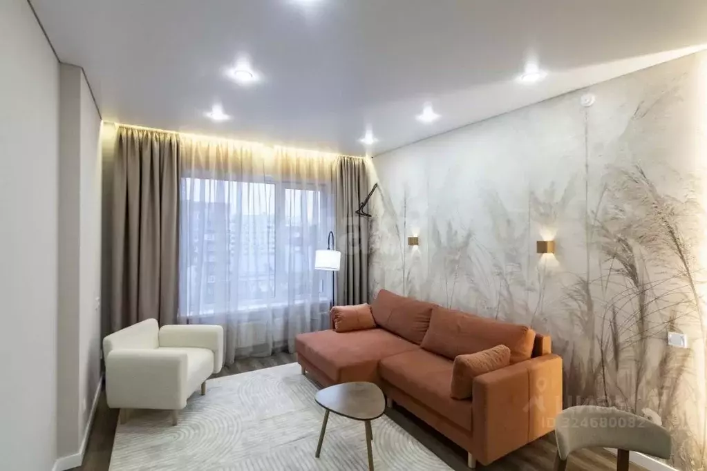 1-к кв. Тюменская область, Тюмень ул. 50 лет Октября, 63Г (45.0 м) - Фото 0