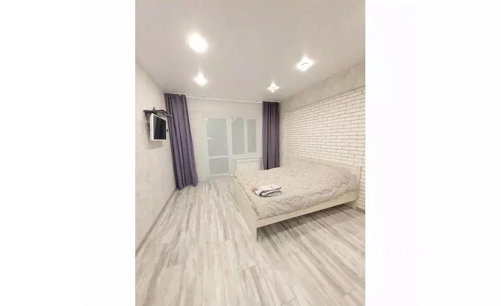 1-к кв. Иркутская область, Иркутск Братская ул., 7/12 (40.0 м) - Фото 2