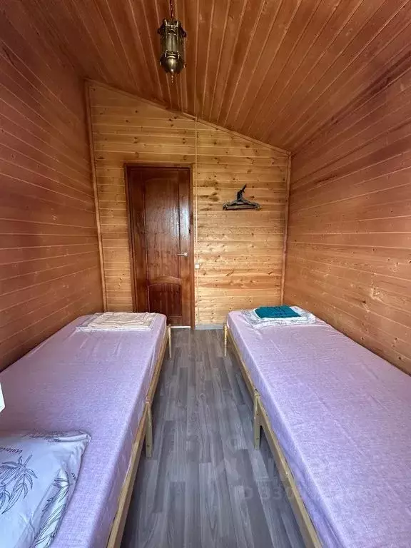 Дом в Воронежская область, Богучар ул. Дзержинского, 94 (30 м) - Фото 2