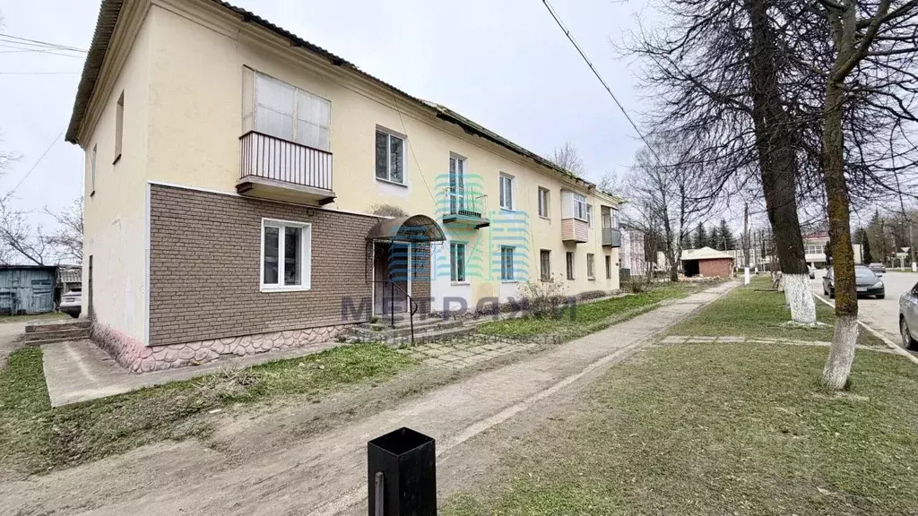 2-к кв. Калужская область, Киров ул. Гагарина, 38 (42.9 м) - Фото 1