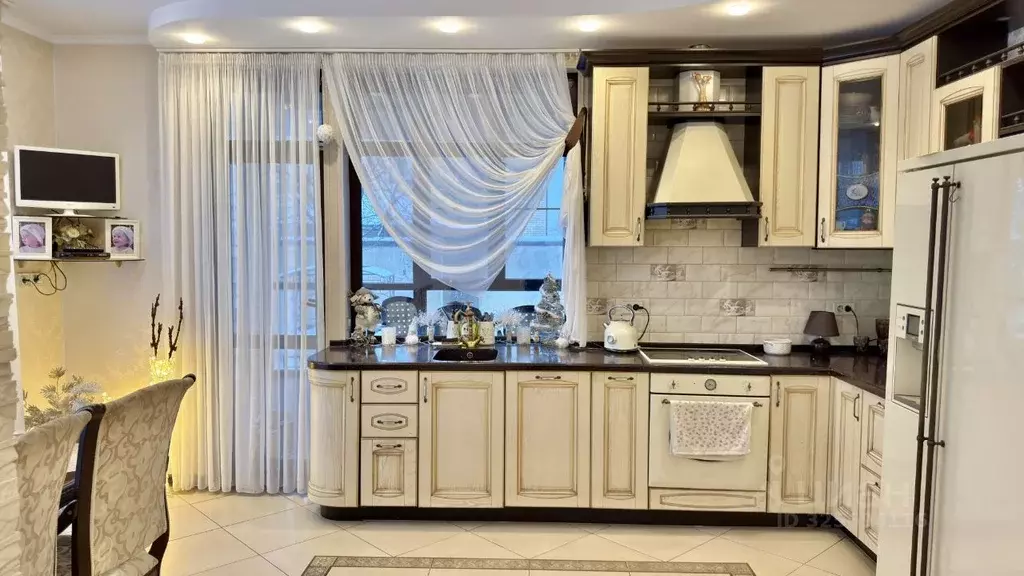 Дом в Вологодская область, Череповец ул. Краснодонцев, 81 (171 м) - Фото 1