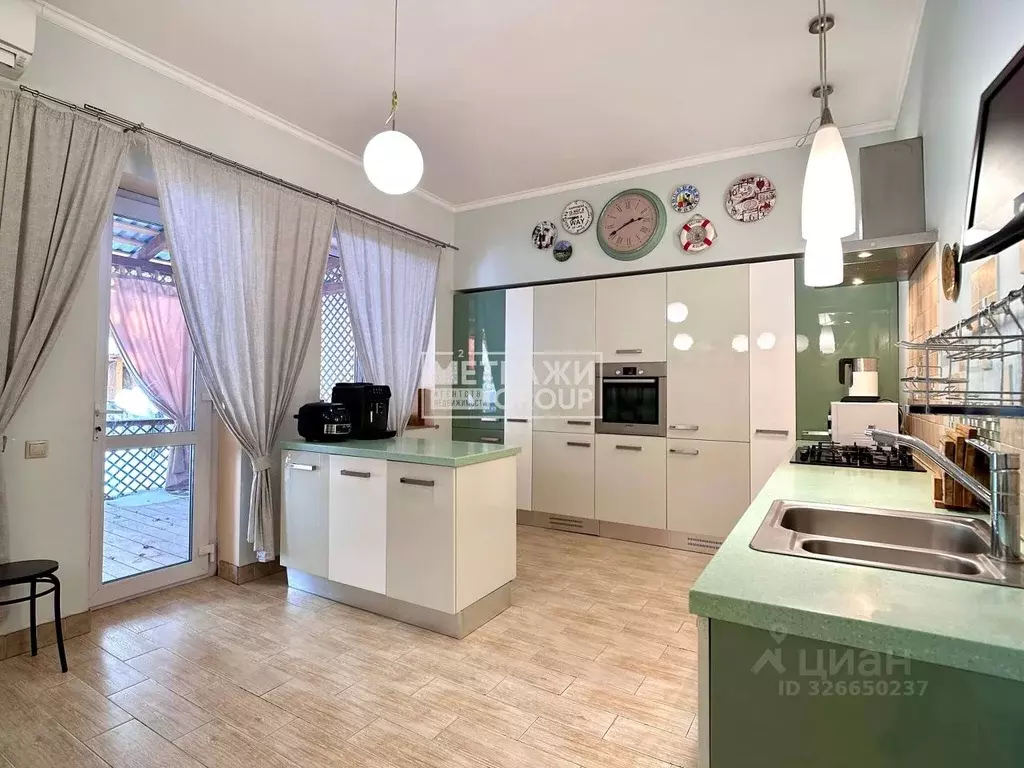 Таунхаус в Московская область, Пушкинский городской округ, с. ... - Фото 2