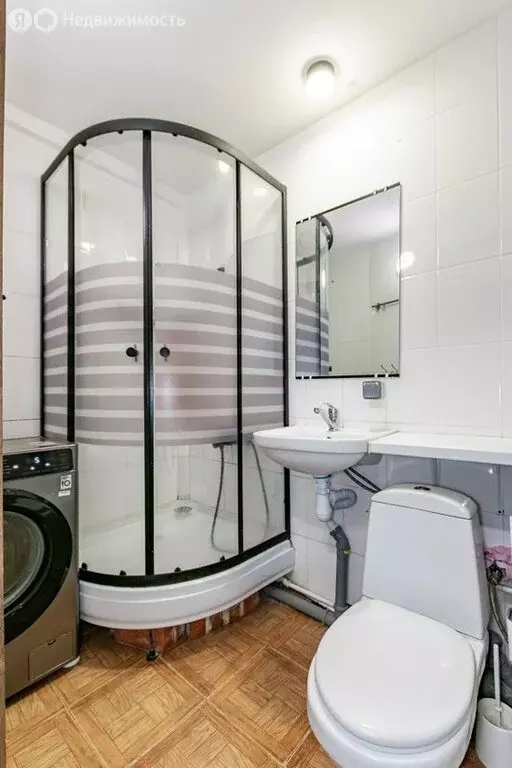 2-комнатная квартира: Екатеринбург, Ангарская улица, 62 (44.1 м) - Фото 0