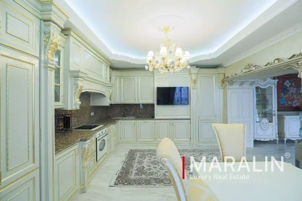 3-к кв. Ростовская область, Ростов-на-Дону ул. Суворова (180.0 м) - Фото 2