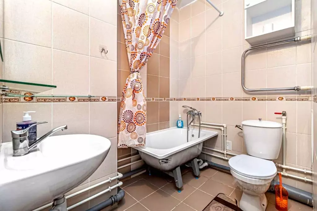 Студия Челябинская область, Челябинск ул. Братьев Кашириных, 115 (28.0 ... - Фото 1