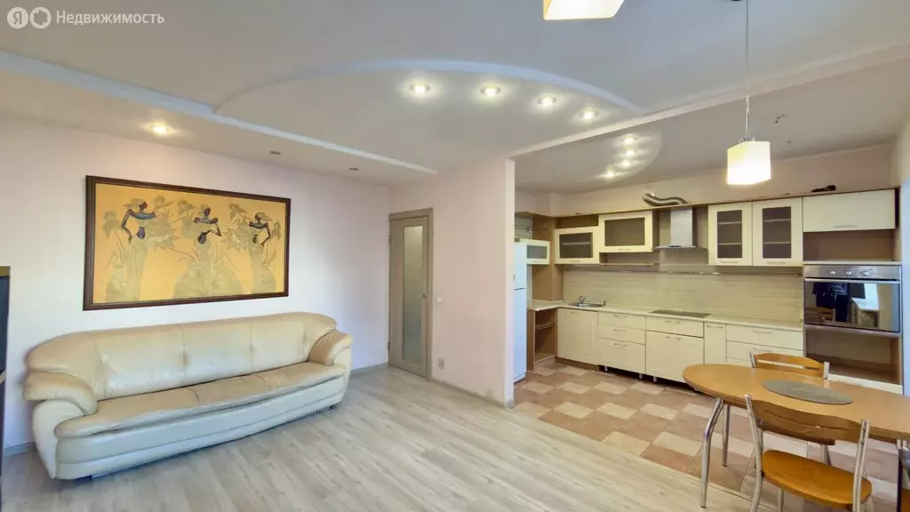 2-комнатная квартира: Сыктывкар, Советская улица, 1 (51.7 м) - Фото 1