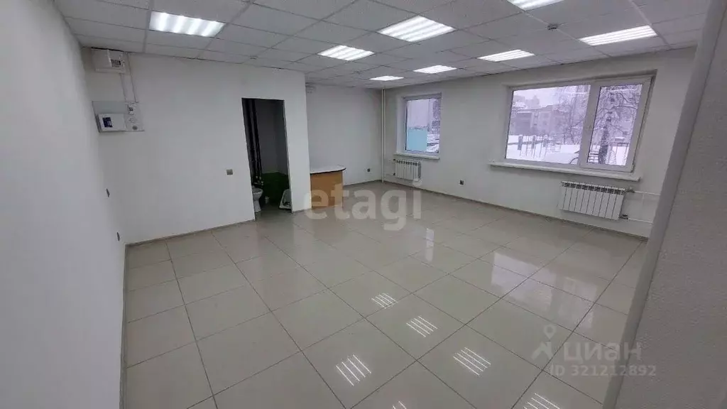 Помещение свободного назначения в Томская область, Томск просп. ... - Фото 0