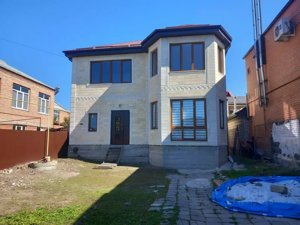 Дом в Северная Осетия, Владикавказ ул. Генерала Хетагурова, 56 (210 м) - Фото 1