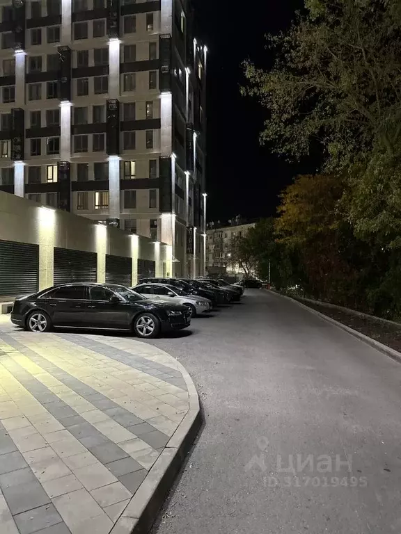 2-к кв. Крым, Симферополь ул. Воровского, 24А (80.0 м) - Фото 1