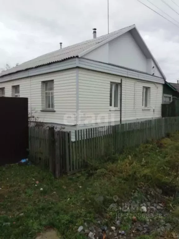 Дом в Тюменская область, с. Абатское ул. Гоголя, 8 (59 м) - Фото 0