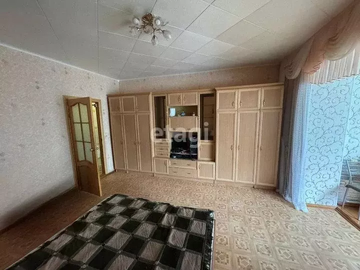 1-к кв. Краснодарский край, Ейск Красная ул. (55.7 м) - Фото 0
