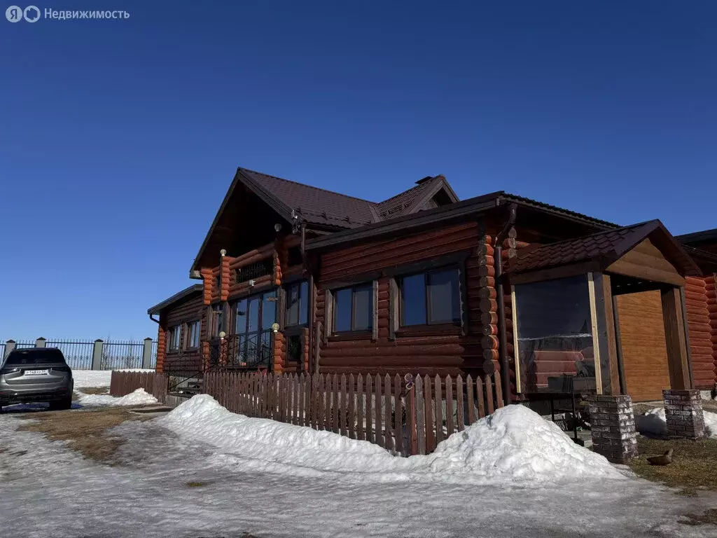 Дом в Пермский край, Добрянский муниципальный округ, село Висим (250 ... - Фото 1