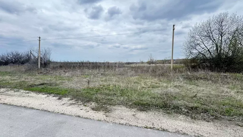 Участок в Липецкая область, Усманский муниципальный округ, с. Студенки ... - Фото 1