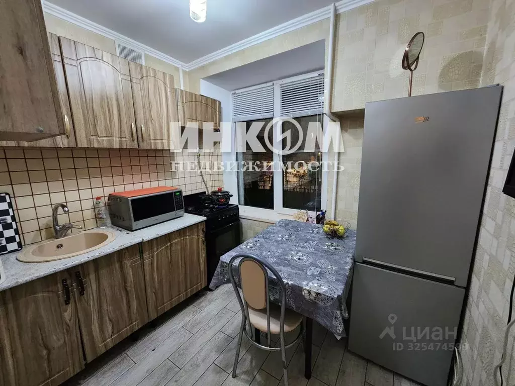 2-к кв. Москва ул. Коминтерна, 33К2 (39.2 м) - Фото 1