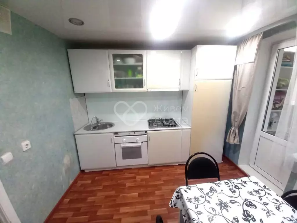 2-к кв. Волгоградская область, Волжский пл. Труда, 4Г (57.6 м) - Фото 1