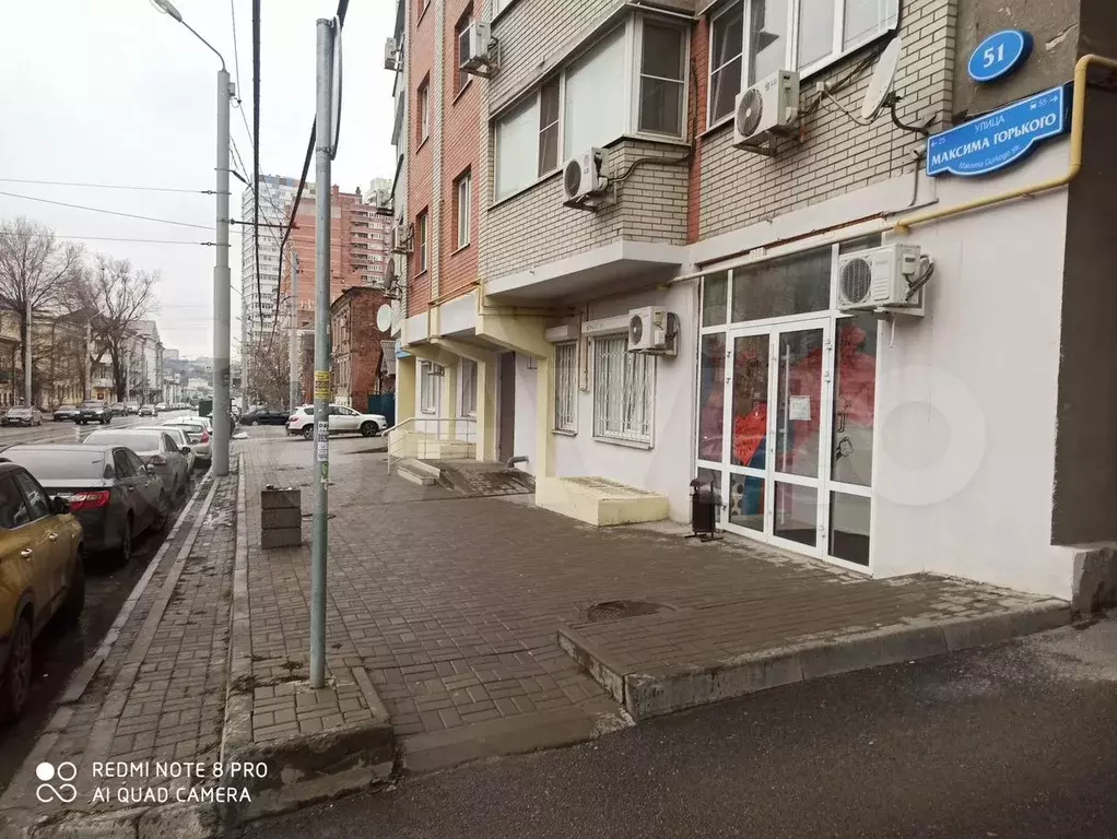 С отдельным входом и интенсивный трафиком 107 кв.м - Фото 1