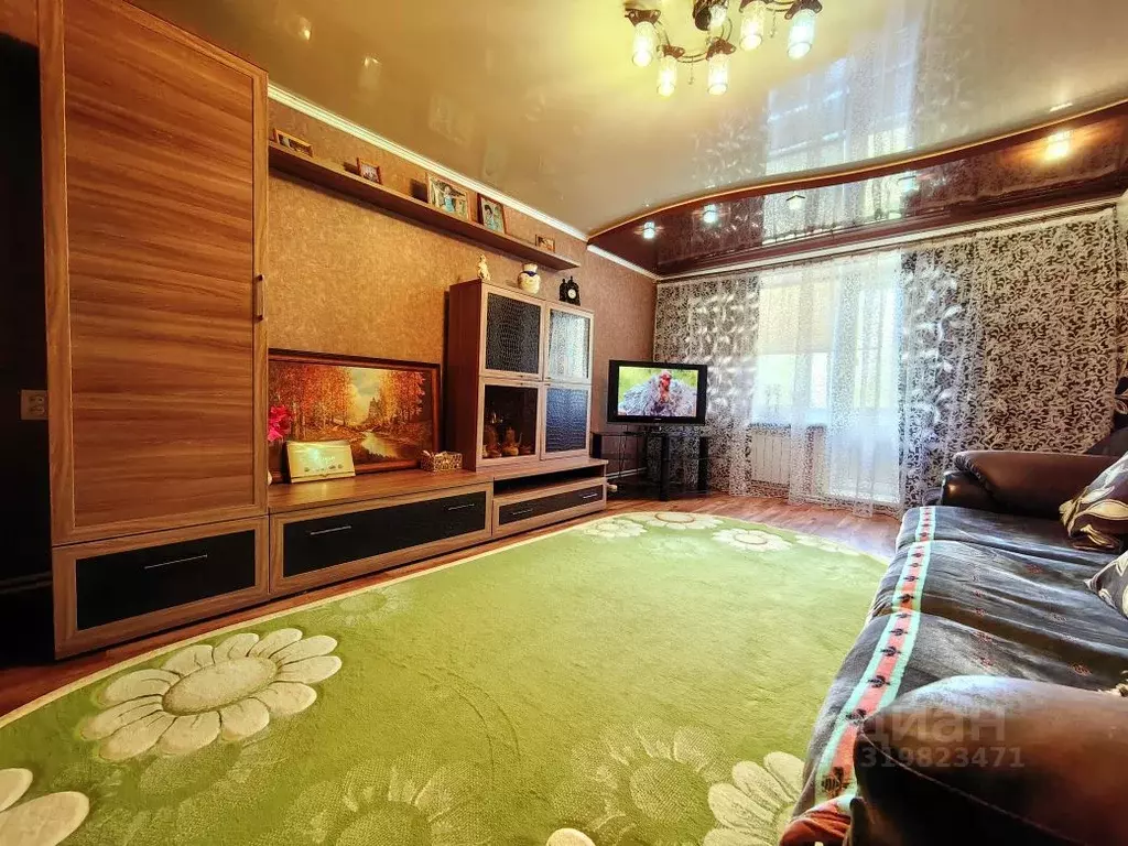 3-к кв. Липецкая область, Грязи Привокзальная ул., 12Б (67.9 м) - Фото 0