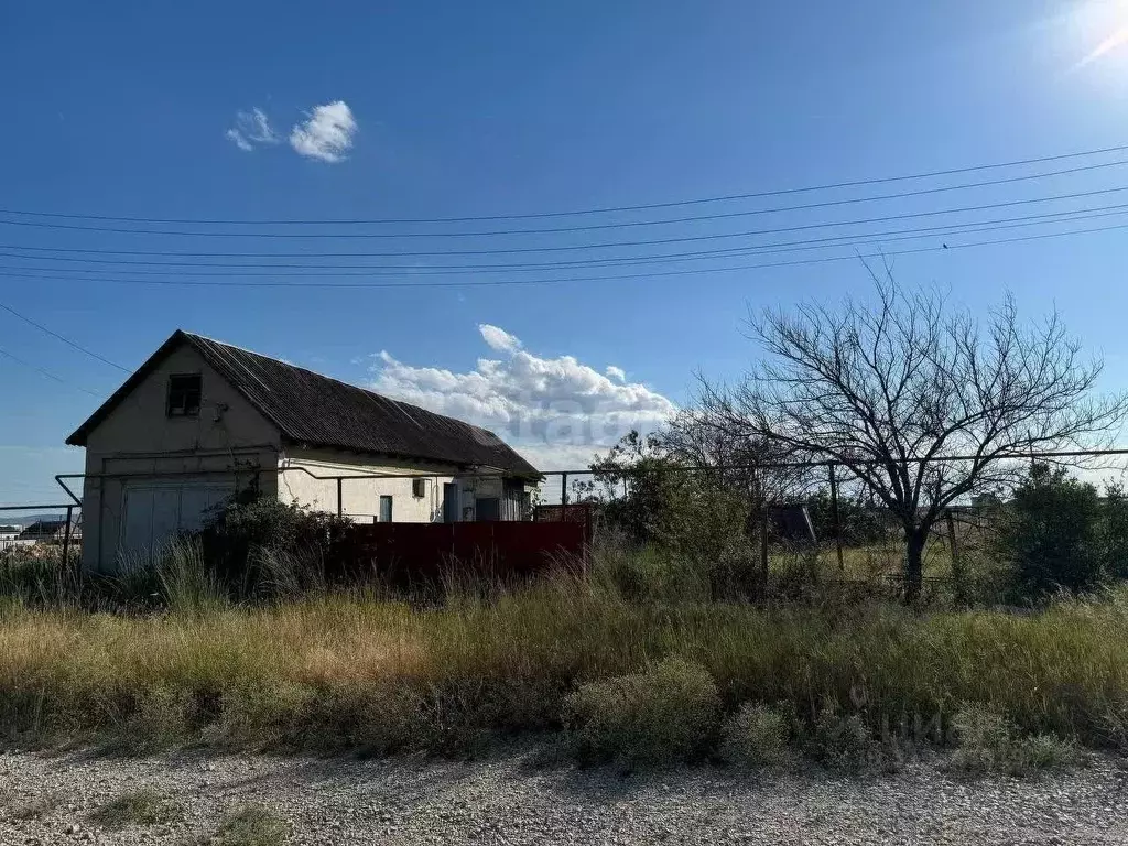 Дом в Крым, Феодосия муниципальный округ, Приморский пгт ул. ... - Фото 0