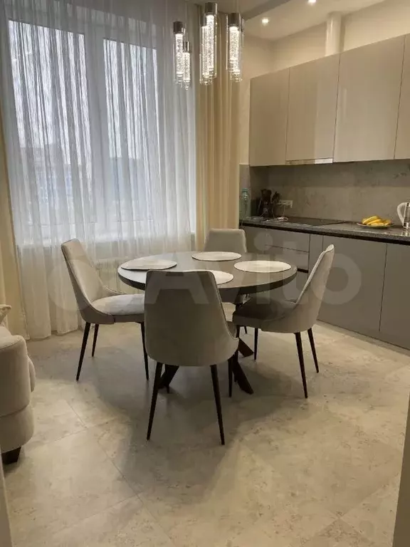 2-к. квартира, 60 м, 21/22 эт. - Фото 0