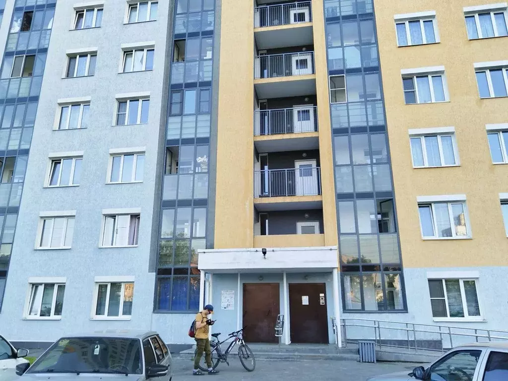 1-к кв. Свердловская область, Екатеринбург ул. Индустрии, 66 (38.0 м) - Фото 1