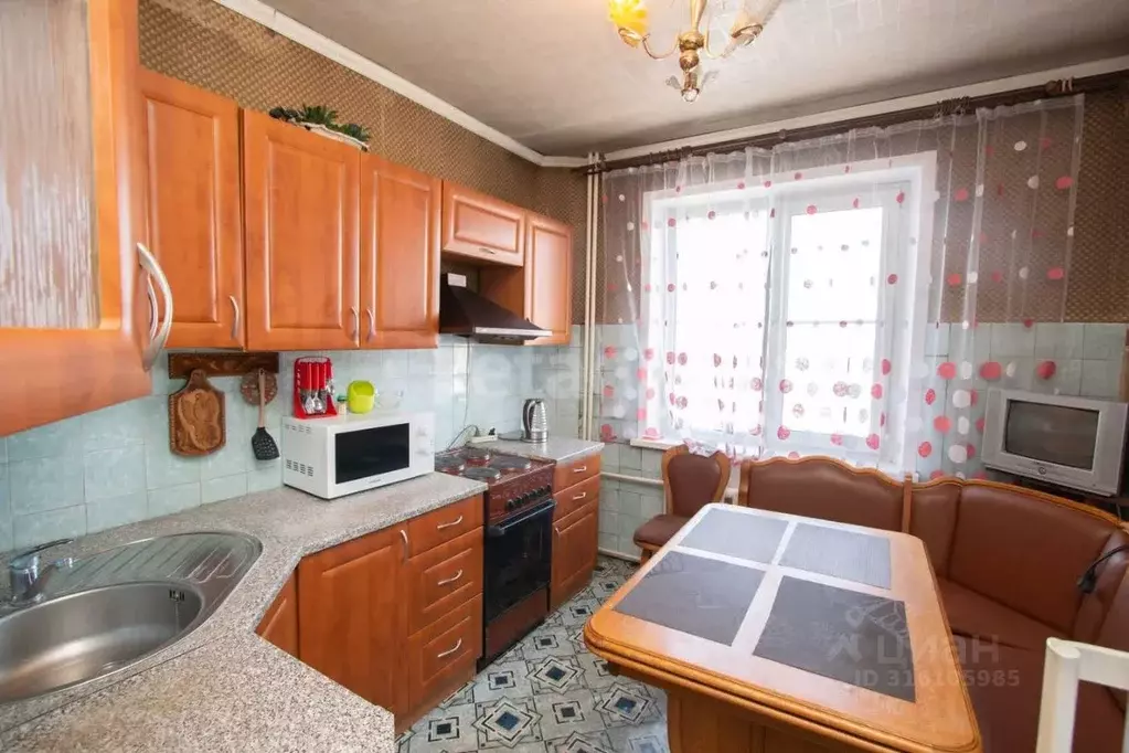 2-к кв. Кемеровская область, Новокузнецк ул. Орджоникидзе, 26 (40.2 м) - Фото 0