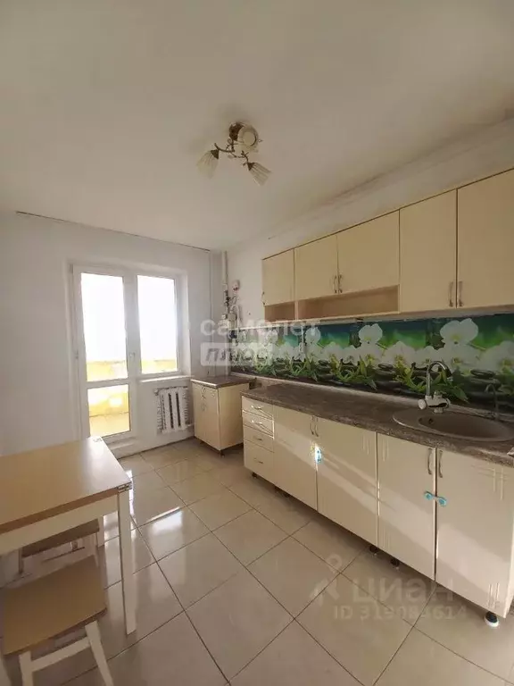3-к кв. Крым, Керчь ш. Героев Сталинграда, 60 (67.0 м) - Фото 0