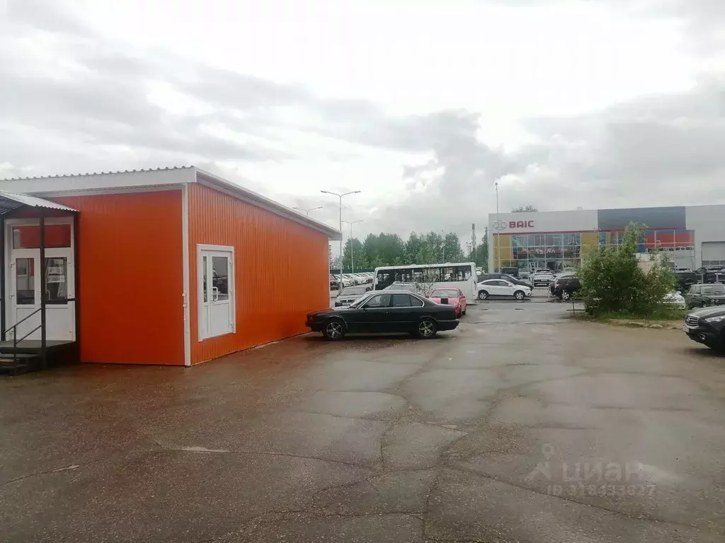 Торговая площадь в Коми, Сыктывкар ул. Морозова, 202/2 (240 м) - Фото 1