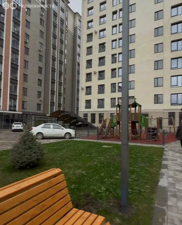 2-комнатная квартира: Нальчик, улица Героя России Т.М. Тамазова, 3 (95 ... - Фото 2