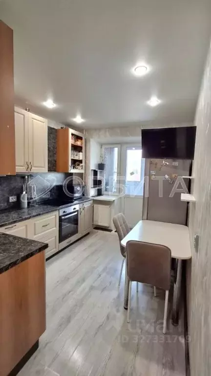 2-к кв. Тюменская область, Тюмень Мелиораторов мкр, ул. Голышева, 2к1 ... - Фото 1